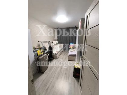 Продам 3 -х комнатую квартиру на 1 этаже 9 этажного дома новострой Мира 1  метро Масельского ХТЗ